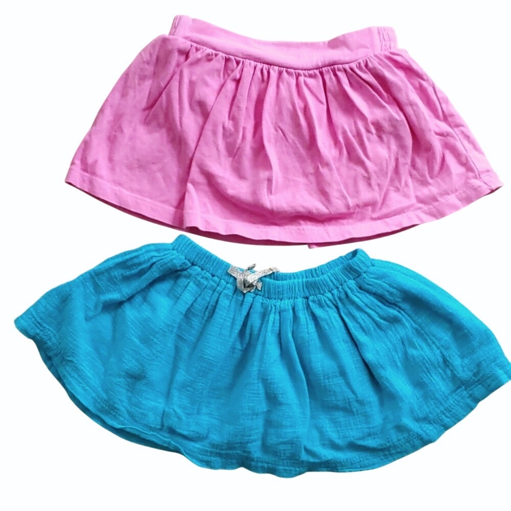 Oshkosh Girls 2 Pack Skirts in Pink and Green Size 12M